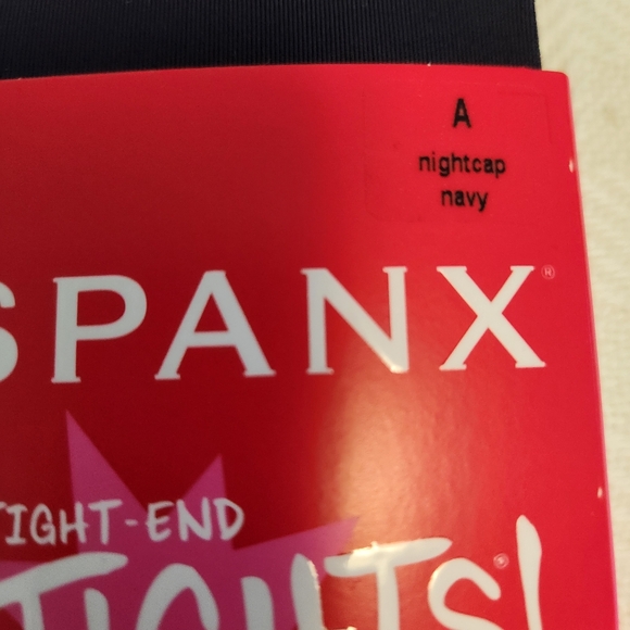 SPANX Women's Tight-End Tights - Picture 3 of 5